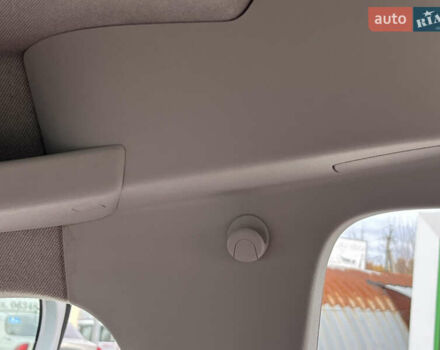 Фольксваген Кадди 2009 в Житомире на Automoto.ua Серый Фольксваген Кадди, объемом двигателя 1.6 л и пробегом 139 тыс. км за 9299 $, фото 48 на Automoto.ua