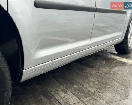 Сірий Фольксваген Кадді, об'ємом двигуна 0 л та пробігом 242 тис. км за 8400 $, фото 22 на Automoto.ua