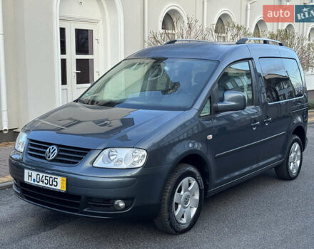 Серый Фольксваген Кадди, объемом двигателя 1.6 л и пробегом 208 тыс. км за 9599 $, фото 8 на Automoto.ua
