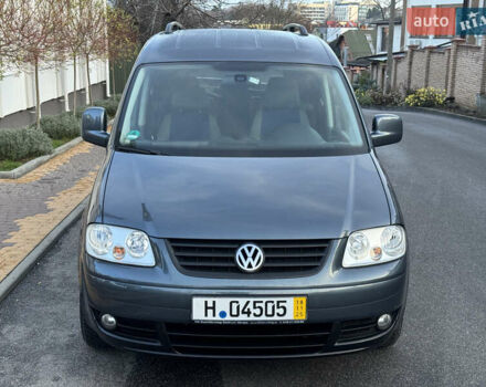 Серый Фольксваген Кадди, объемом двигателя 1.6 л и пробегом 208 тыс. км за 9599 $, фото 1 на Automoto.ua