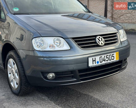 Серый Фольксваген Кадди, объемом двигателя 1.6 л и пробегом 208 тыс. км за 9599 $, фото 11 на Automoto.ua