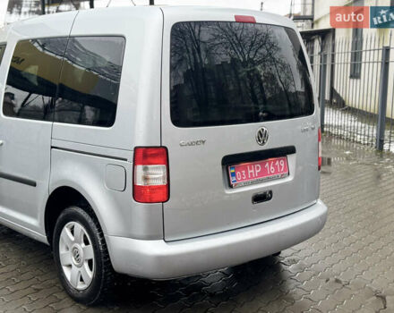 Серый Фольксваген Кадди, объемом двигателя 1.6 л и пробегом 167 тыс. км за 7899 $, фото 3 на Automoto.ua