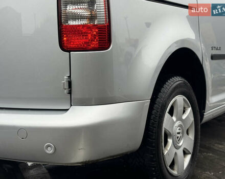 Сірий Фольксваген Кадді, об'ємом двигуна 0 л та пробігом 242 тис. км за 8400 $, фото 21 на Automoto.ua