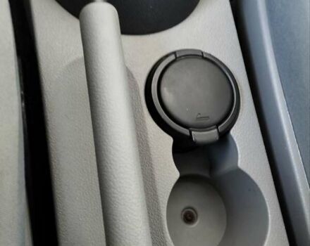 Серый Фольксваген Кадди, объемом двигателя 1.9 л и пробегом 232 тыс. км за 9700 $, фото 32 на Automoto.ua