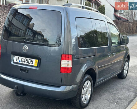 Серый Фольксваген Кадди, объемом двигателя 1.6 л и пробегом 208 тыс. км за 9599 $, фото 4 на Automoto.ua