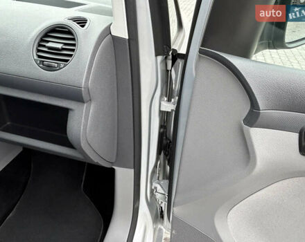 Сірий Фольксваген Кадді, об'ємом двигуна 1.4 л та пробігом 193 тис. км за 6550 $, фото 66 на Automoto.ua