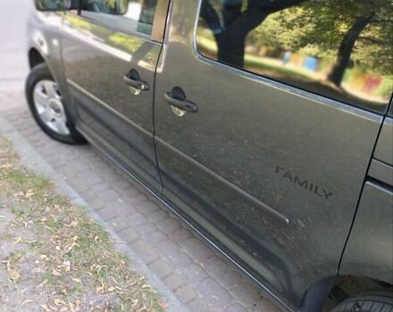 Серый Фольксваген Кадди, объемом двигателя 1.9 л и пробегом 232 тыс. км за 9700 $, фото 12 на Automoto.ua