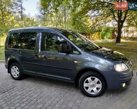 Серый Фольксваген Кадди, объемом двигателя 1.9 л и пробегом 232 тыс. км за 9700 $, фото 5 на Automoto.ua