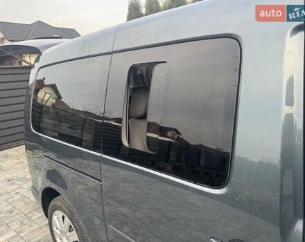 Серый Фольксваген Кадди, объемом двигателя 1.6 л и пробегом 225 тыс. км за 9200 $, фото 24 на Automoto.ua