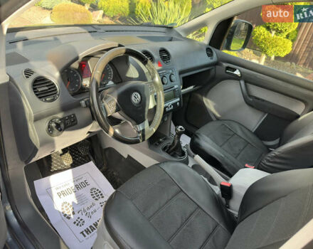 Серый Фольксваген Кадди, объемом двигателя 1.6 л и пробегом 189 тыс. км за 6950 $, фото 26 на Automoto.ua