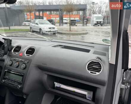 Сірий Фольксваген Кадді, об'ємом двигуна 0 л та пробігом 242 тис. км за 8400 $, фото 83 на Automoto.ua