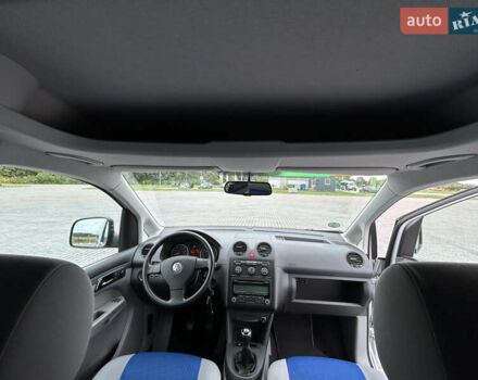 Сірий Фольксваген Кадді, об'ємом двигуна 1.4 л та пробігом 193 тис. км за 6550 $, фото 56 на Automoto.ua