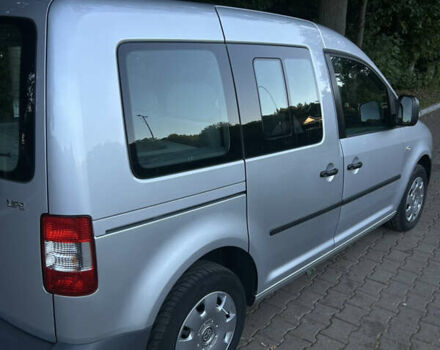 Серый Фольксваген Кадди, объемом двигателя 1.4 л и пробегом 160 тыс. км за 7800 $, фото 1 на Automoto.ua