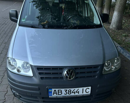 Серый Фольксваген Кадди, объемом двигателя 1.4 л и пробегом 160 тыс. км за 7800 $, фото 3 на Automoto.ua