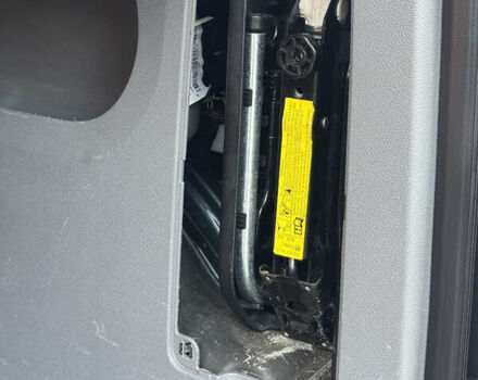 Серый Фольксваген Кадди, объемом двигателя 1.6 л и пробегом 208 тыс. км за 9599 $, фото 18 на Automoto.ua