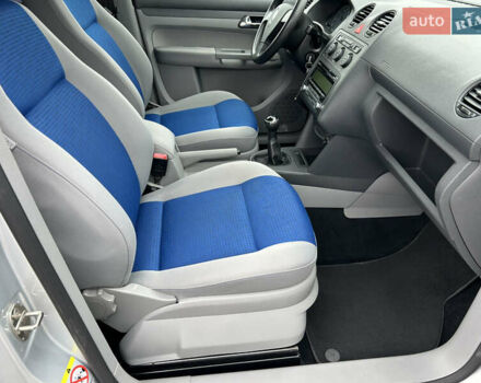 Серый Фольксваген Кадди, объемом двигателя 1.4 л и пробегом 193 тыс. км за 6950 $, фото 31 на Automoto.ua