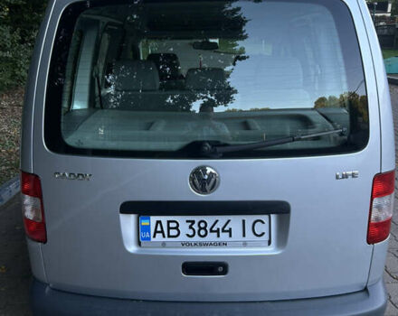 Серый Фольксваген Кадди, объемом двигателя 1.4 л и пробегом 160 тыс. км за 7800 $, фото 2 на Automoto.ua