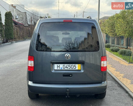 Серый Фольксваген Кадди, объемом двигателя 1.6 л и пробегом 208 тыс. км за 9599 $, фото 13 на Automoto.ua