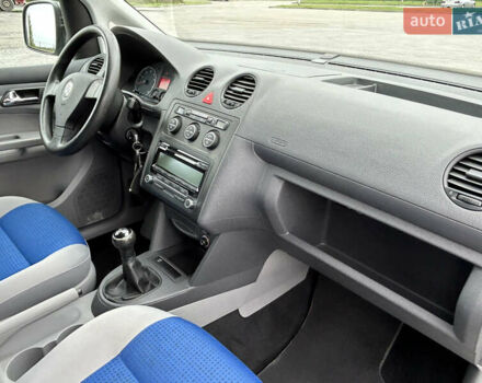 Серый Фольксваген Кадди, объемом двигателя 1.4 л и пробегом 193 тыс. км за 6950 $, фото 30 на Automoto.ua