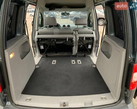 Серый Фольксваген Кадди, объемом двигателя 1.4 л и пробегом 161 тыс. км за 7300 $, фото 7 на Automoto.ua