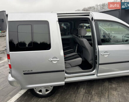 Сірий Фольксваген Кадді, об'ємом двигуна 0 л та пробігом 242 тис. км за 8400 $, фото 67 на Automoto.ua