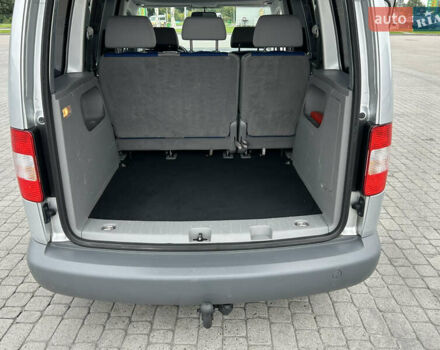 Сірий Фольксваген Кадді, об'ємом двигуна 1.4 л та пробігом 193 тис. км за 6550 $, фото 53 на Automoto.ua