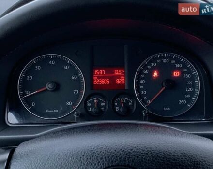 Серый Фольксваген Кадди, объемом двигателя 1.6 л и пробегом 223 тыс. км за 8255 $, фото 43 на Automoto.ua