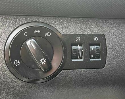 Серый Фольксваген Кадди, объемом двигателя 1.9 л и пробегом 258 тыс. км за 6990 $, фото 13 на Automoto.ua