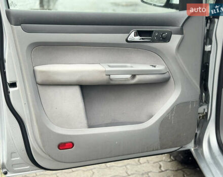 Серый Фольксваген Кадди, объемом двигателя 1.6 л и пробегом 167 тыс. км за 7899 $, фото 16 на Automoto.ua