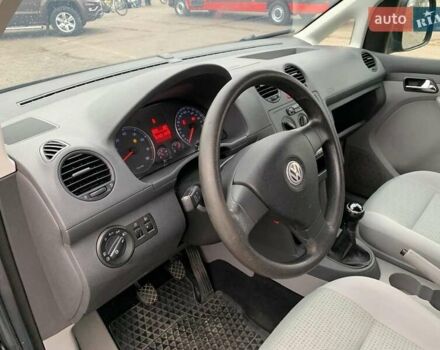 Серый Фольксваген Кадди, объемом двигателя 1.4 л и пробегом 161 тыс. км за 7300 $, фото 9 на Automoto.ua