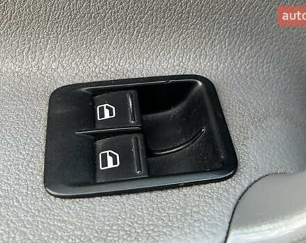 Серый Фольксваген Кадди, объемом двигателя 1.9 л и пробегом 258 тыс. км за 6990 $, фото 15 на Automoto.ua