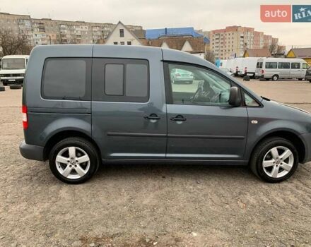 Серый Фольксваген Кадди, объемом двигателя 1.4 л и пробегом 161 тыс. км за 7300 $, фото 2 на Automoto.ua