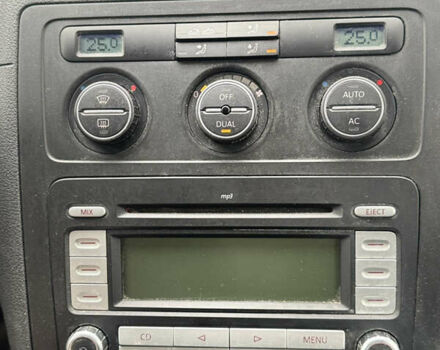 Серый Фольксваген Кадди, объемом двигателя 1.6 л и пробегом 167 тыс. км за 7899 $, фото 14 на Automoto.ua