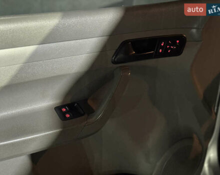 Сірий Фольксваген Кадді, об'ємом двигуна 1.9 л та пробігом 270 тис. км за 6799 $, фото 25 на Automoto.ua