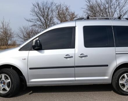 Сірий Фольксваген Кадді, об'ємом двигуна 1.4 л та пробігом 180 тис. км за 7750 $, фото 1 на Automoto.ua