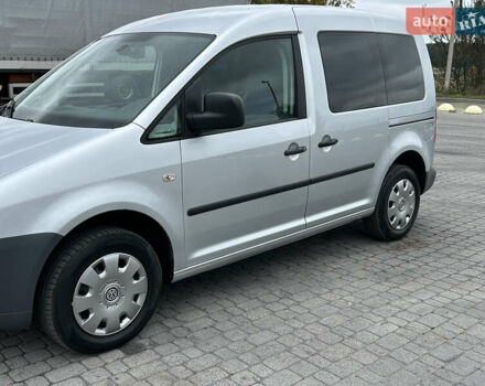 Серый Фольксваген Кадди, объемом двигателя 1.4 л и пробегом 193 тыс. км за 6950 $, фото 9 на Automoto.ua