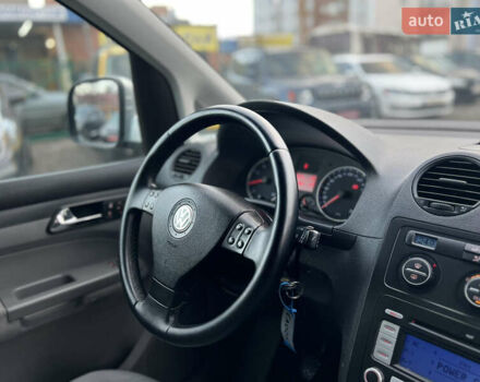 Серый Фольксваген Кадди, объемом двигателя 1.6 л и пробегом 220 тыс. км за 7999 $, фото 8 на Automoto.ua