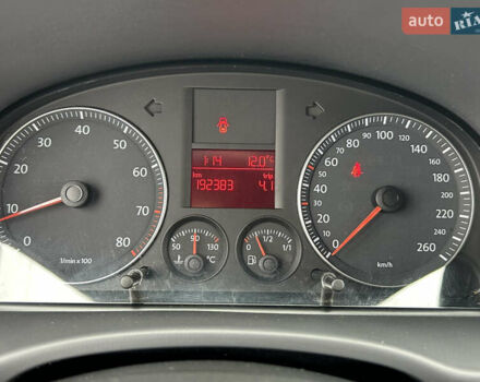 Сірий Фольксваген Кадді, об'ємом двигуна 1.4 л та пробігом 193 тис. км за 6550 $, фото 41 на Automoto.ua