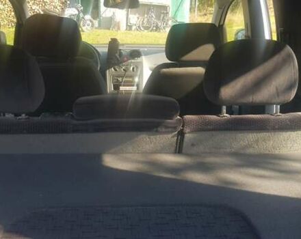 Серый Фольксваген Кадди, объемом двигателя 2 л и пробегом 263 тыс. км за 7500 $, фото 7 на Automoto.ua