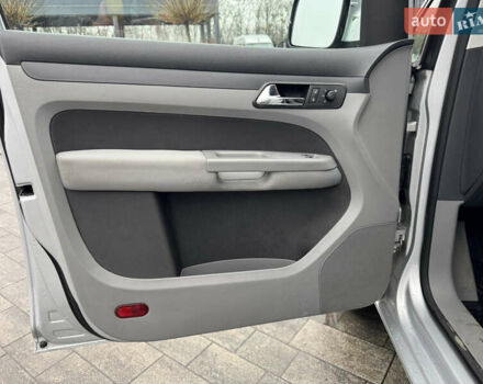 Сірий Фольксваген Кадді, об'ємом двигуна 0 л та пробігом 242 тис. км за 8400 $, фото 51 на Automoto.ua