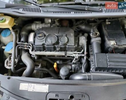 Серый Фольксваген Кадди, объемом двигателя 1.9 л и пробегом 232 тыс. км за 9700 $, фото 35 на Automoto.ua