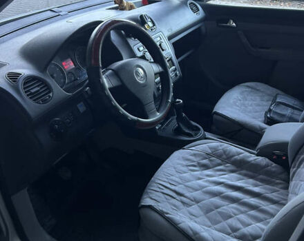 Серый Фольксваген Кадди, объемом двигателя 1.4 л и пробегом 160 тыс. км за 7800 $, фото 5 на Automoto.ua