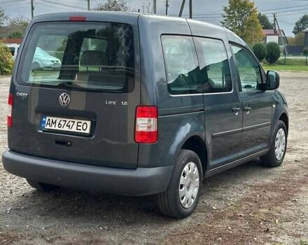 Серый Фольксваген Кадди, объемом двигателя 1.6 л и пробегом 194 тыс. км за 9000 $, фото 4 на Automoto.ua