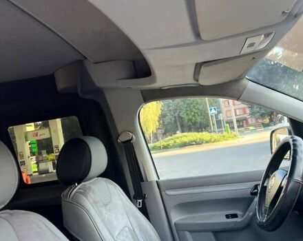 Серый Фольксваген Кадди, объемом двигателя 1.9 л и пробегом 260 тыс. км за 7500 $, фото 2 на Automoto.ua