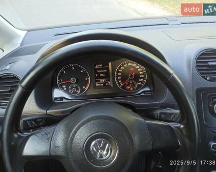 Серый Фольксваген Кадди, объемом двигателя 1.6 л и пробегом 257 тыс. км за 9900 $, фото 17 на Automoto.ua