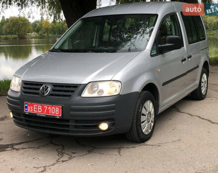 Серый Фольксваген Кадди, объемом двигателя 1.6 л и пробегом 257 тыс. км за 8500 $, фото 3 на Automoto.ua