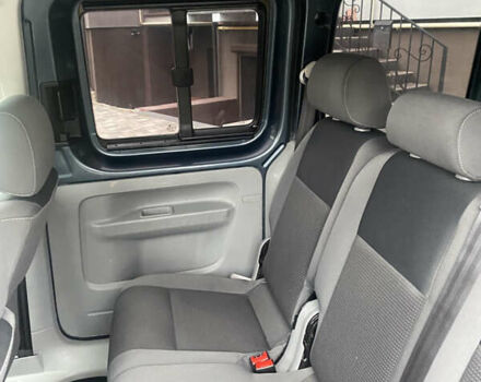 Серый Фольксваген Кадди, объемом двигателя 1.6 л и пробегом 269 тыс. км за 7900 $, фото 25 на Automoto.ua