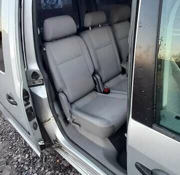 Серый Фольксваген Кадди, объемом двигателя 1.9 л и пробегом 280 тыс. км за 8000 $, фото 2 на Automoto.ua