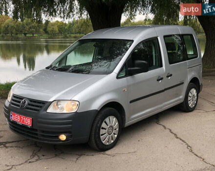 Серый Фольксваген Кадди, объемом двигателя 1.6 л и пробегом 257 тыс. км за 8500 $, фото 4 на Automoto.ua