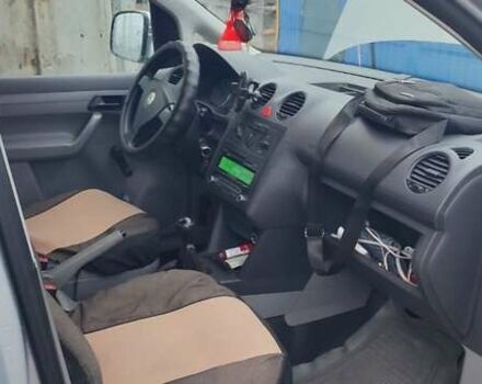 Серый Фольксваген Кадди, объемом двигателя 1.9 л и пробегом 270 тыс. км за 7500 $, фото 5 на Automoto.ua